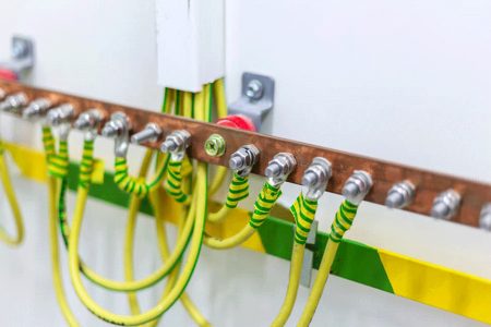 کاربرد سیم ارت در جلوگیری از برق گرفتگی